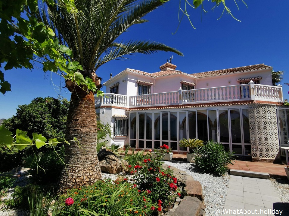 Castillo de Manzano, Ferienhaus am Meer in Spanien