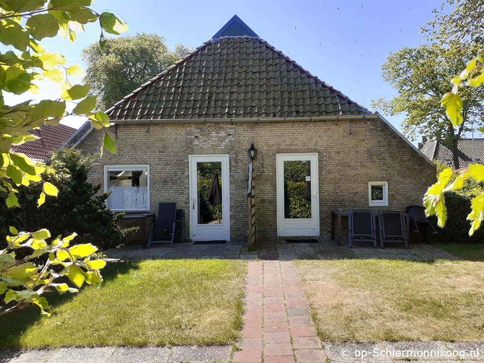 Middenstreek 62, Appartement 2. 