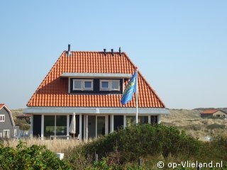 buitenaanzicht Ut en Th&uacute;s
